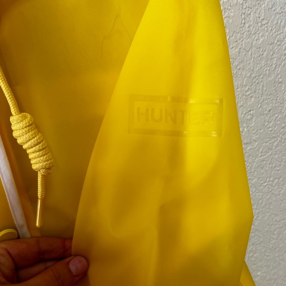Yellow raincoat unisex Hunter New without tag. Size M. - Picture 5 of 11